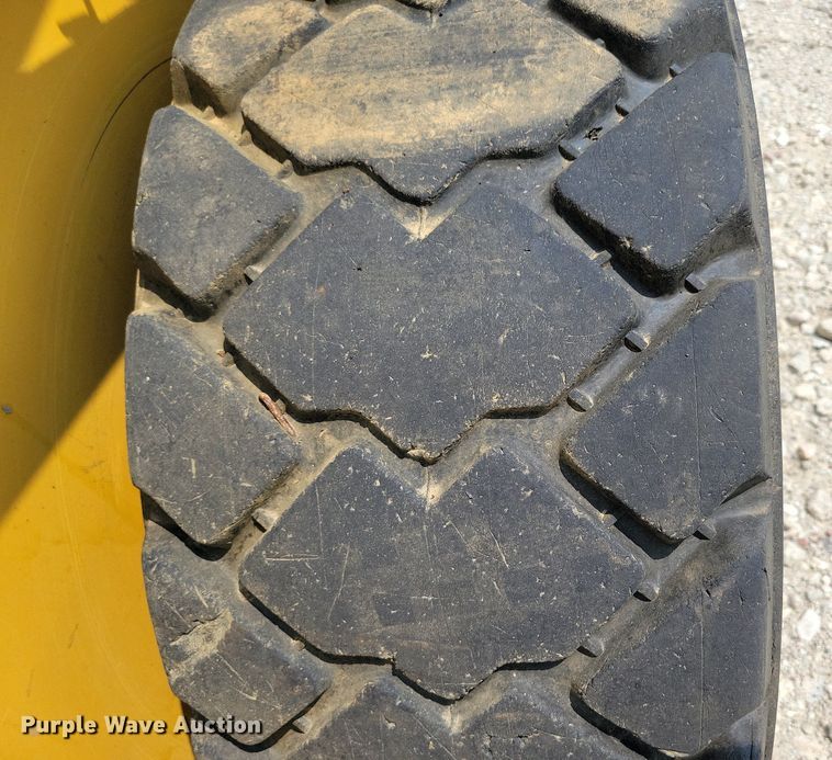 image for item DR4366 2014 Caterpillar 236D skid steer loader