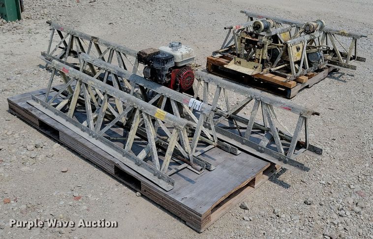 image for item DR4367 Morris concrete power screed