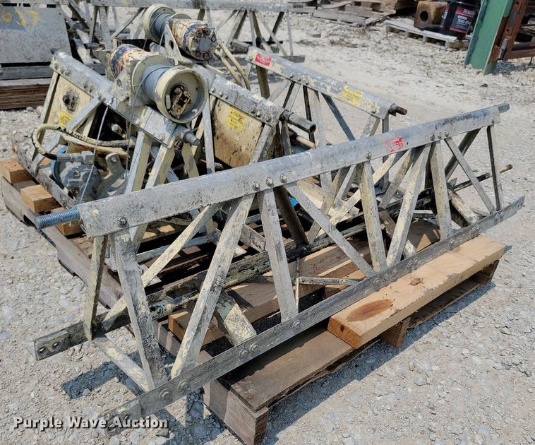 image for item DR4367 Morris concrete power screed