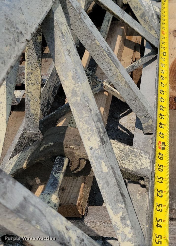 image for item DR4367 Morris concrete power screed