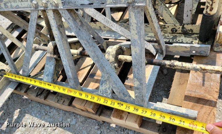 image for item DR4367 Morris concrete power screed