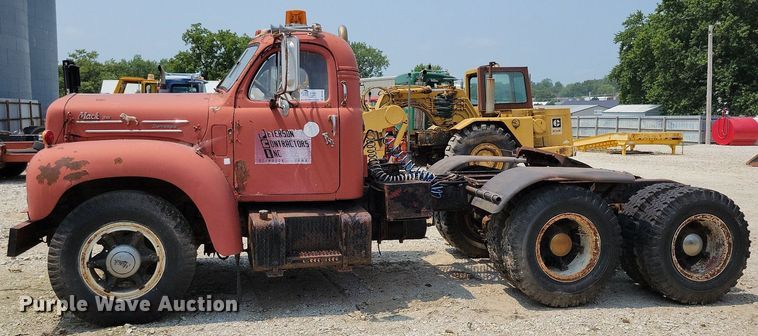image for item DR4369 1961 Mack B61 semi truck
