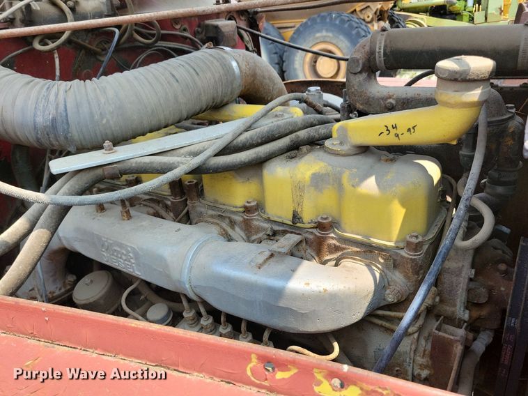 image for item DR4369 1961 Mack B61 semi truck