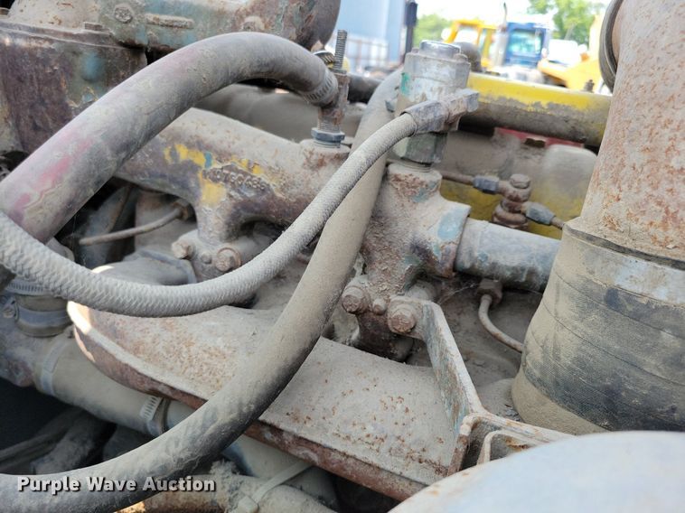 image for item DR4369 1961 Mack B61 semi truck