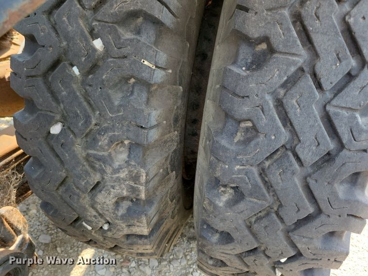 image for item DR4369 1961 Mack B61 semi truck