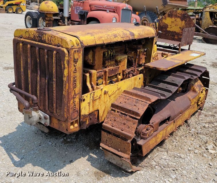 image for item DR4370 Caterpillar  tractor