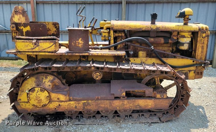 image for item DR4370 Caterpillar  tractor