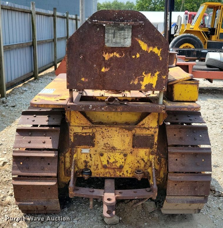 image for item DR4370 Caterpillar  tractor