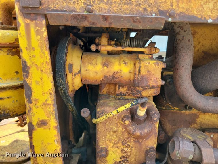 image for item DR4370 Caterpillar  tractor