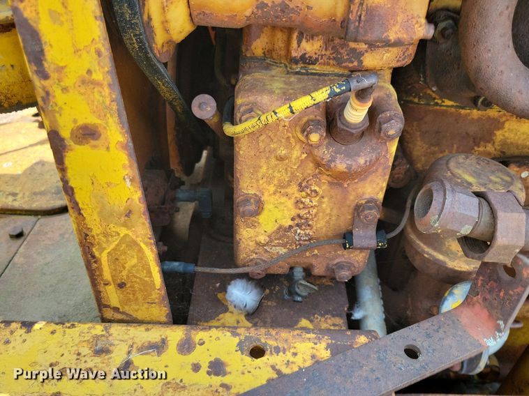 image for item DR4370 Caterpillar  tractor
