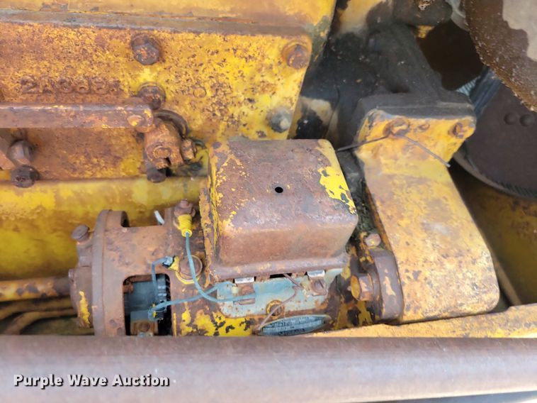 image for item DR4370 Caterpillar  tractor