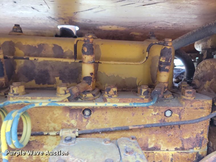 image for item DR4370 Caterpillar  tractor