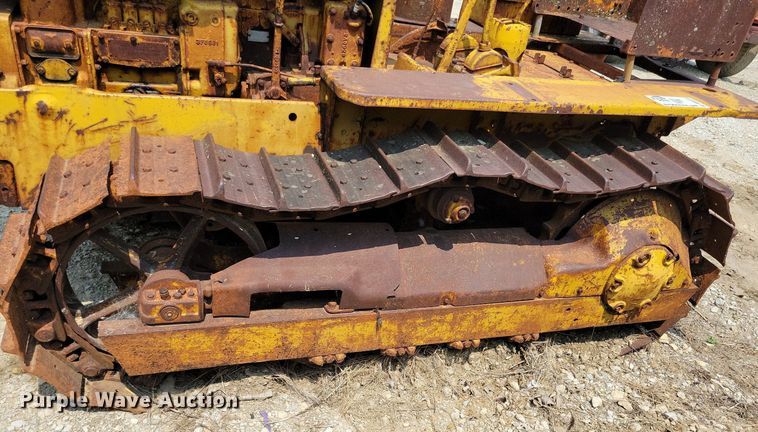 image for item DR4370 Caterpillar  tractor