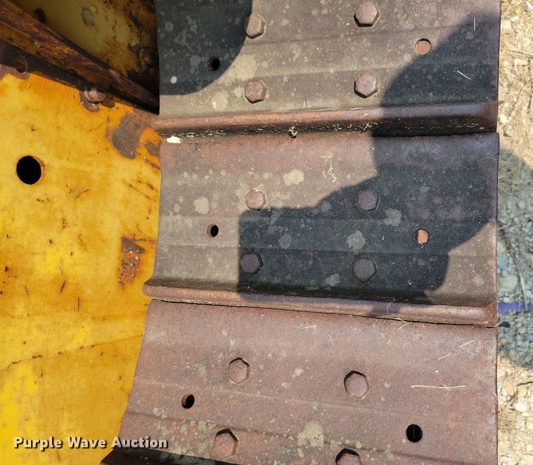 image for item DR4370 Caterpillar  tractor