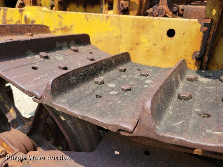 image for item DR4370 Caterpillar  tractor