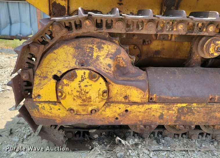 image for item DR4370 Caterpillar  tractor
