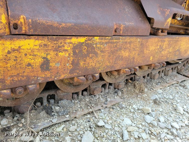 image for item DR4370 Caterpillar  tractor