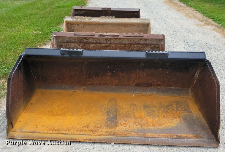 image for item DR4372 (4) skid steer buckets
