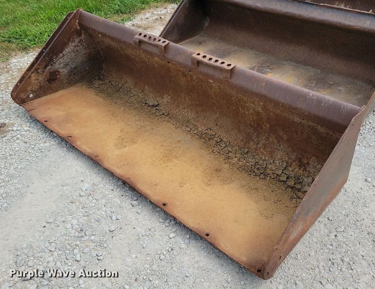 image for item DR4373 (5) skid steer buckets