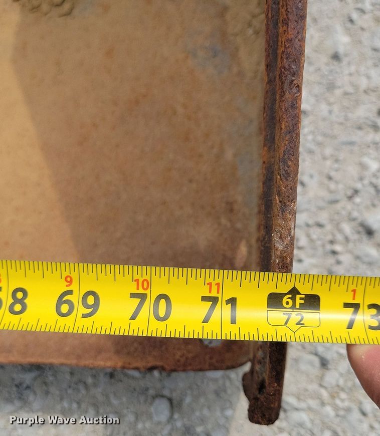 image for item DR4373 (5) skid steer buckets