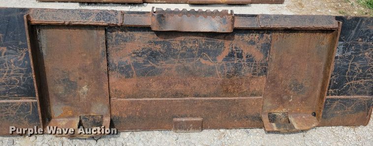 image for item DR4373 (5) skid steer buckets