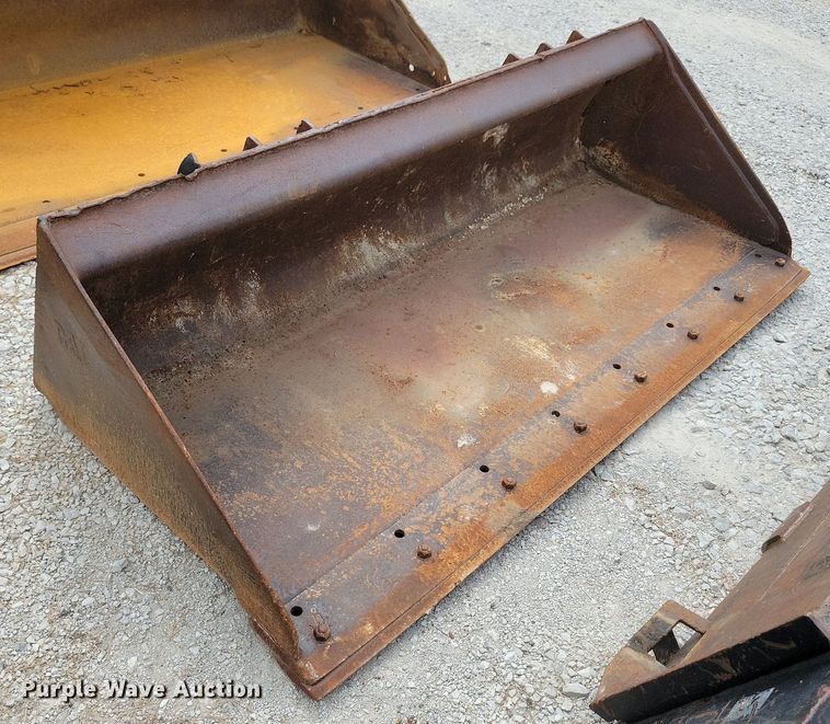 image for item DR4373 (5) skid steer buckets