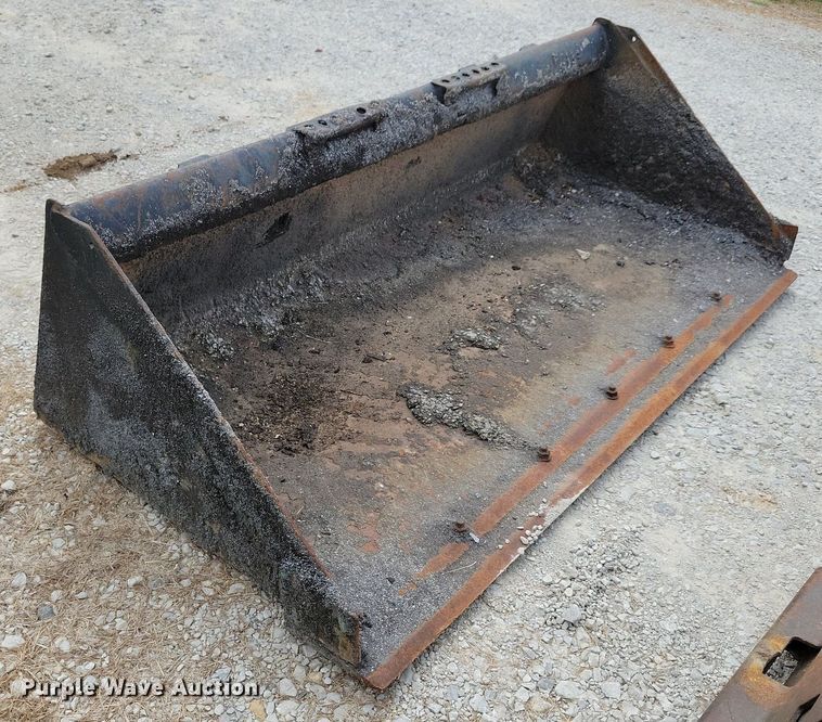 image for item DR4373 (5) skid steer buckets