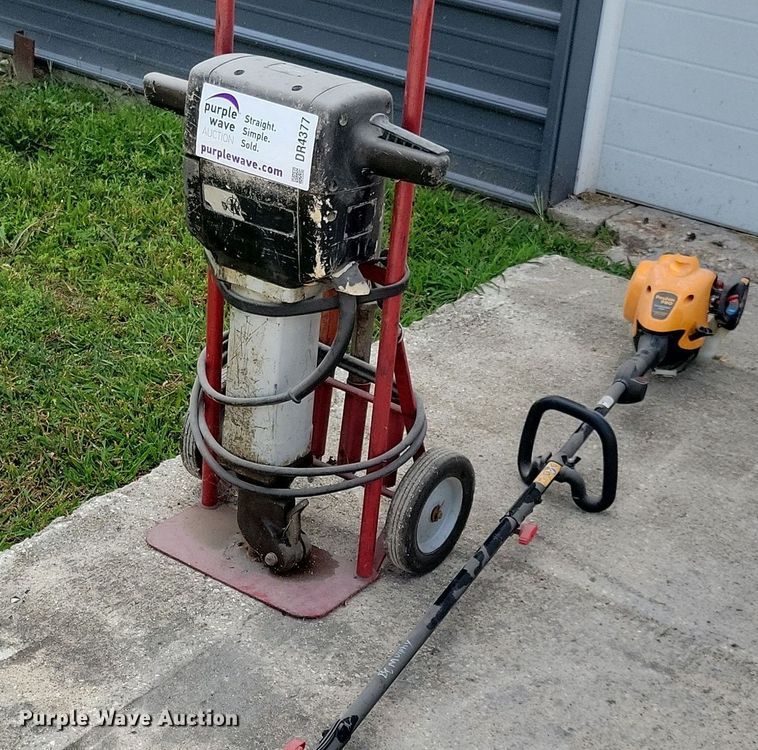 image for item DR4377 Tools