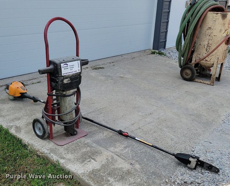 image for item DR4377 Tools