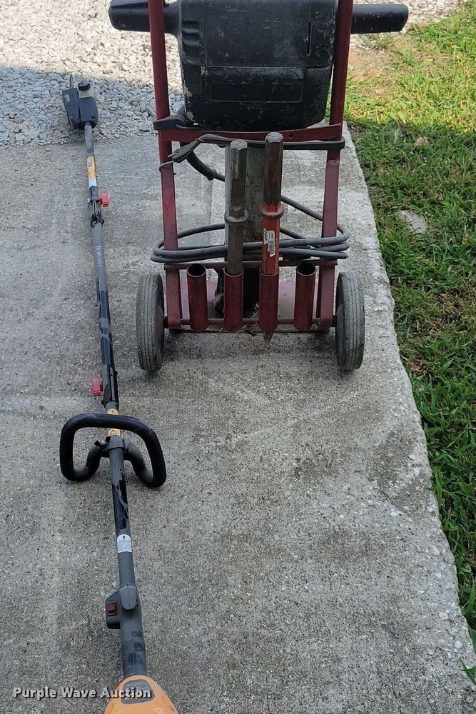 image for item DR4377 Tools