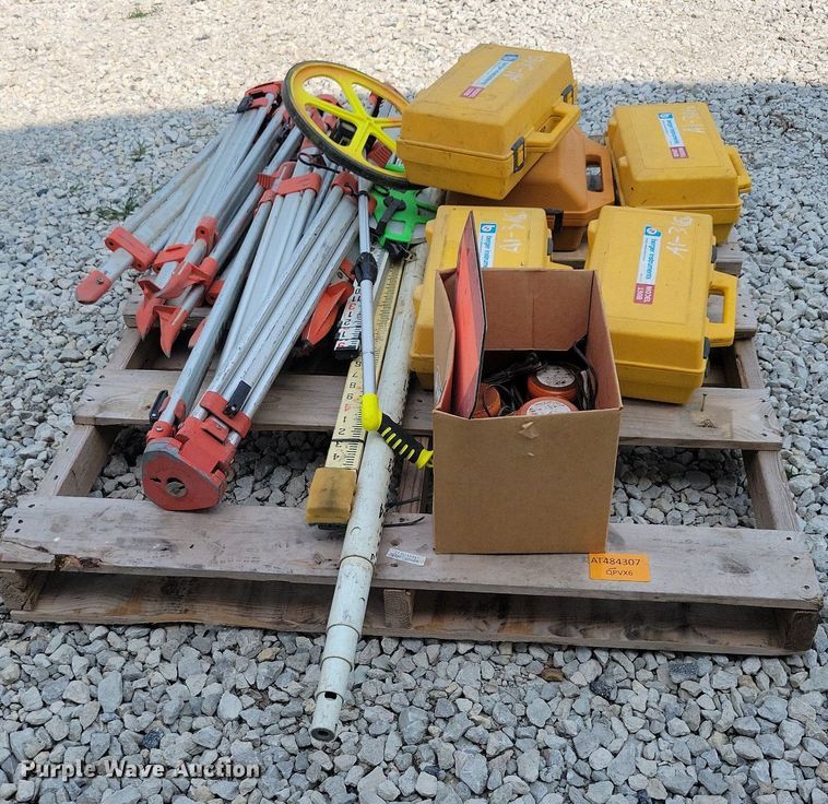 image for item DR4379 Berger Instruments surveying equipment 