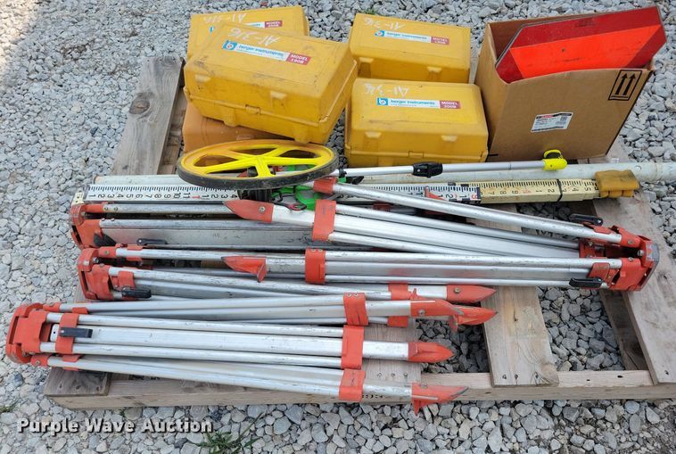 image for item DR4379 Berger Instruments surveying equipment 