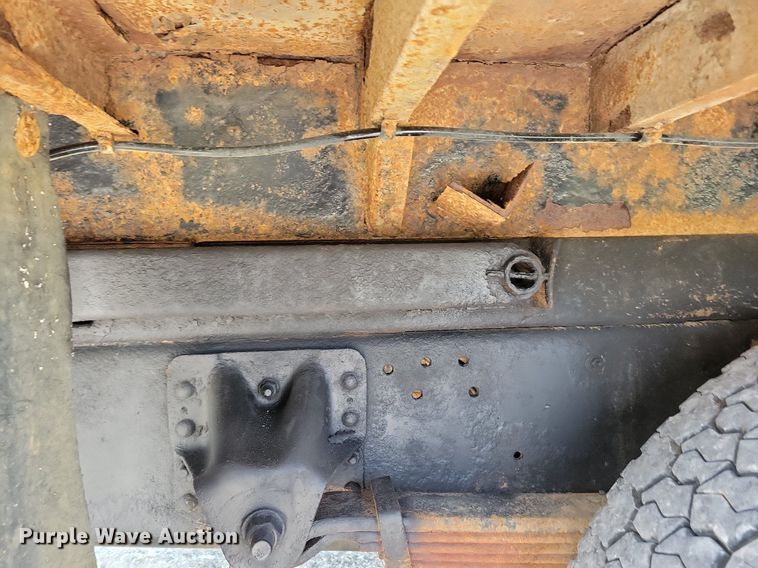 image for item DR4380 1998 Chevrolet  C6500 dump truck