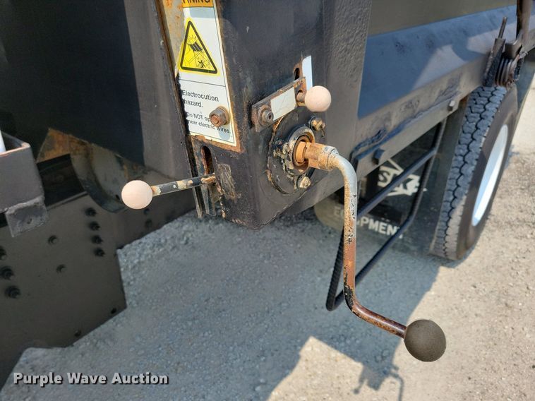 image for item DR4380 1998 Chevrolet  C6500 dump truck