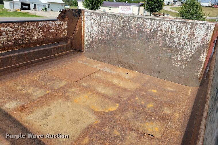 image for item DR4380 1998 Chevrolet  C6500 dump truck