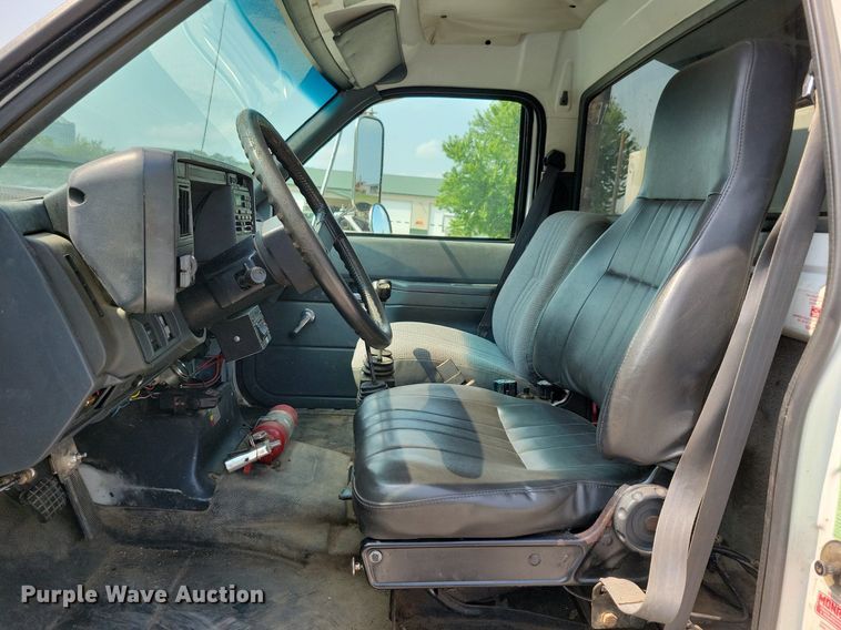 image for item DR4380 1998 Chevrolet  C6500 dump truck