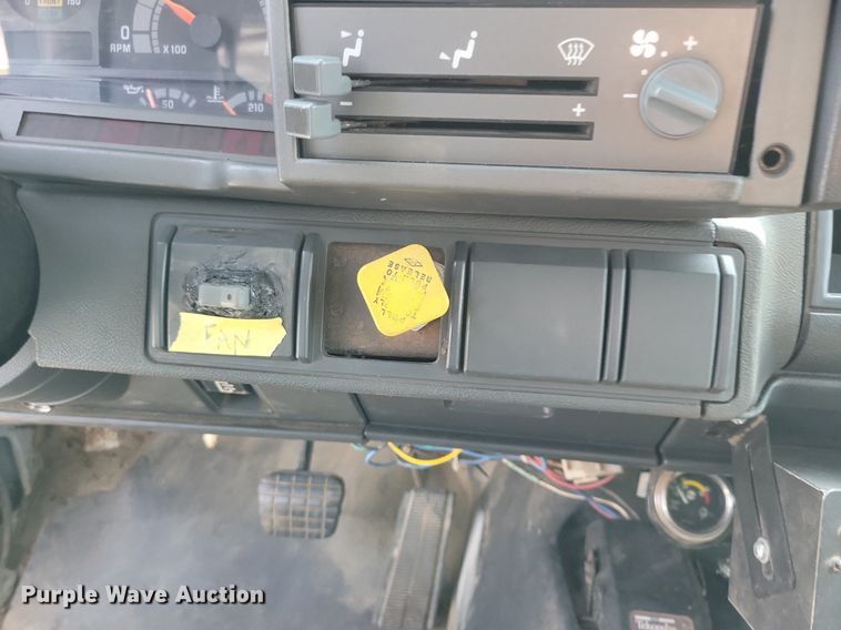 image for item DR4380 1998 Chevrolet  C6500 dump truck