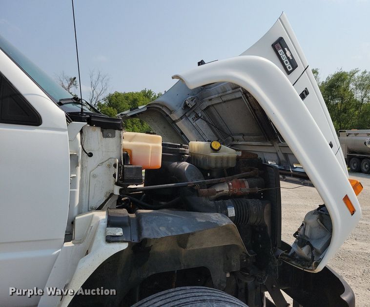 image for item DR4380 1998 Chevrolet  C6500 dump truck