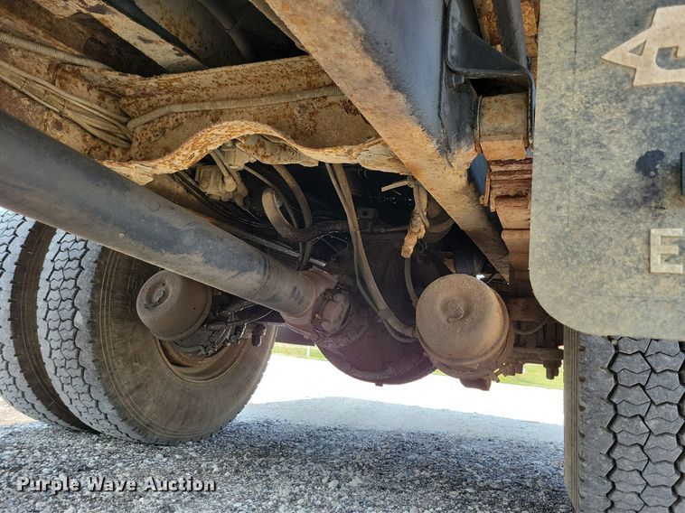 image for item DR4380 1998 Chevrolet  C6500 dump truck