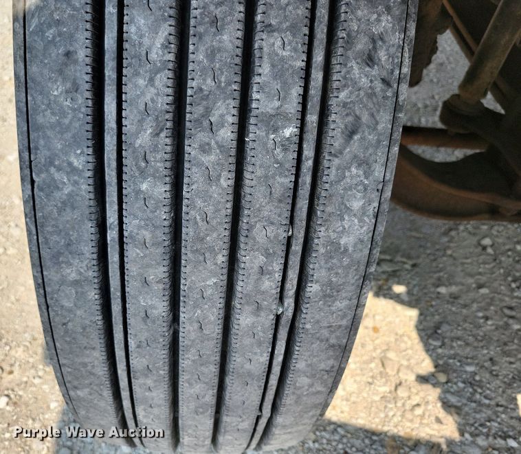 image for item DR4380 1998 Chevrolet  C6500 dump truck