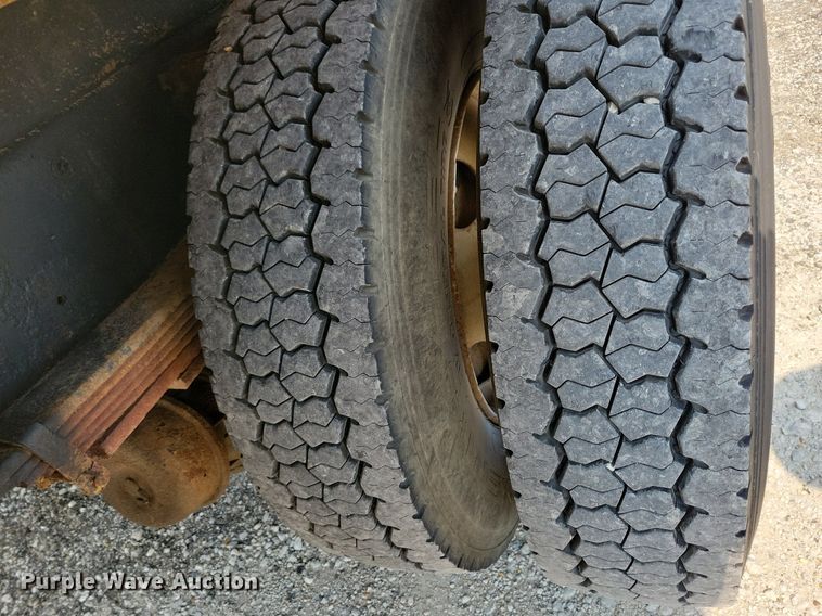 image for item DR4380 1998 Chevrolet  C6500 dump truck