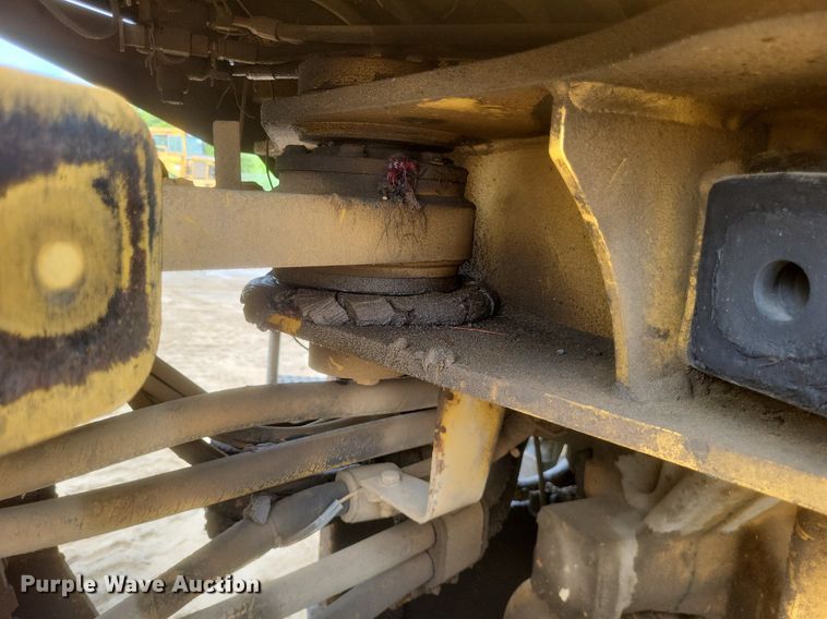 image for item DR4893 1999 Caterpillar  938G wheel loader