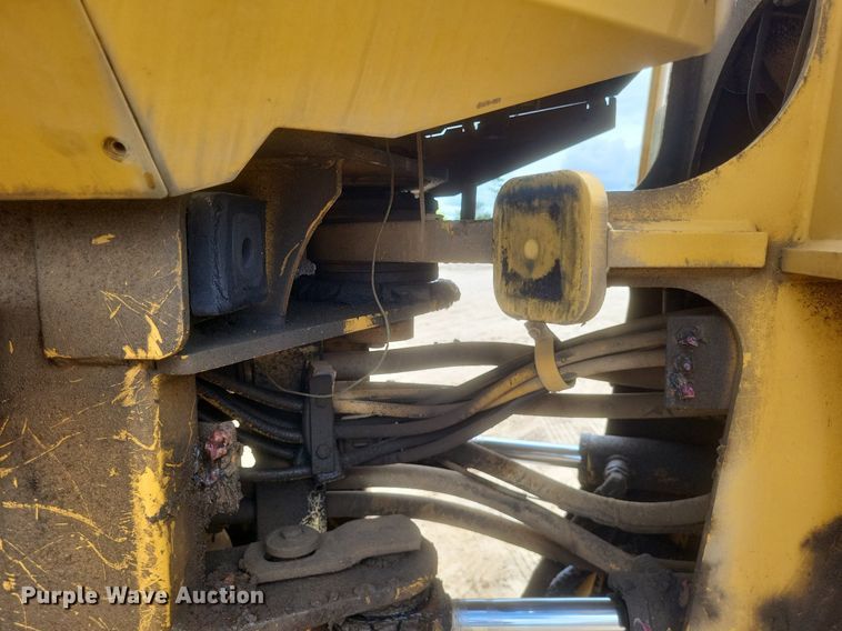 image for item DR4893 1999 Caterpillar  938G wheel loader