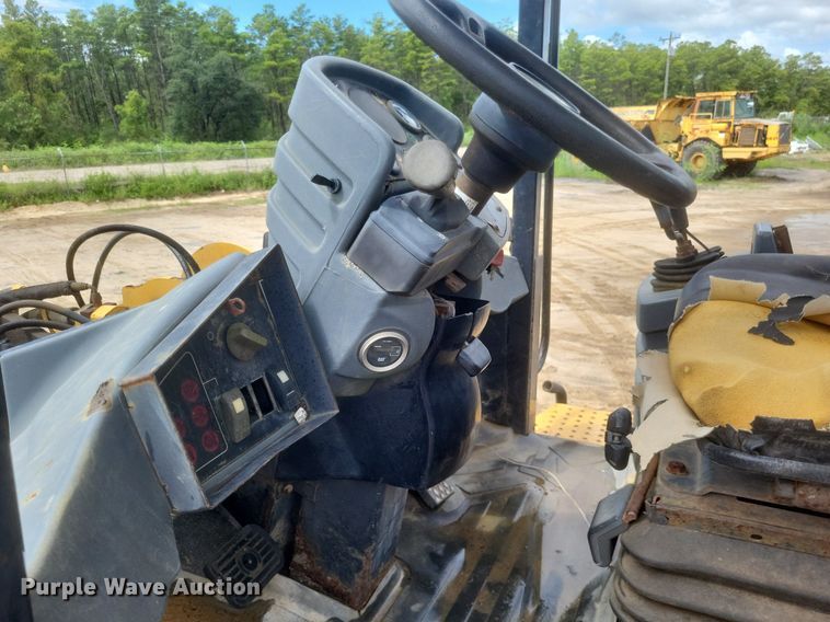 image for item DR4893 1999 Caterpillar  938G wheel loader