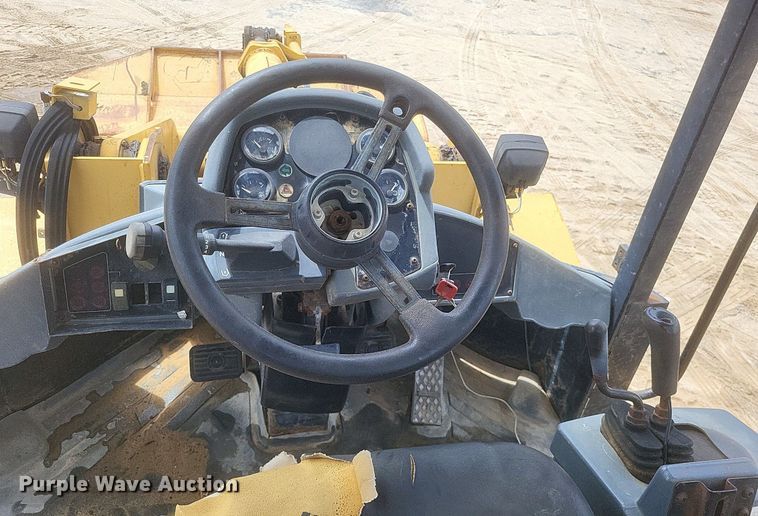 image for item DR4893 1999 Caterpillar  938G wheel loader