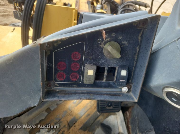 image for item DR4893 1999 Caterpillar  938G wheel loader