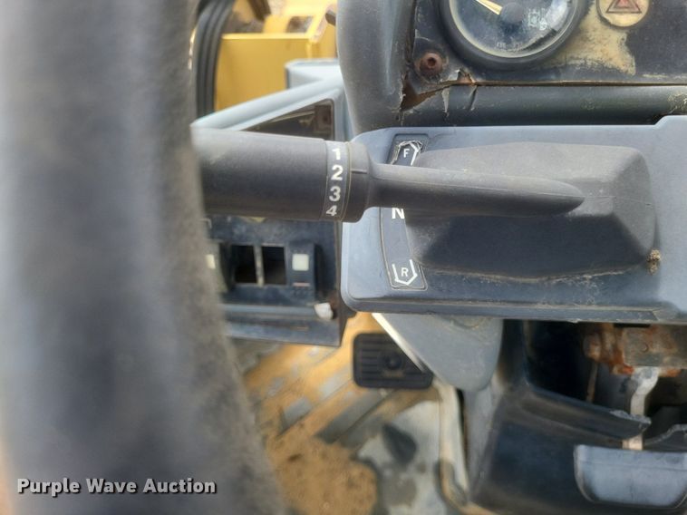 image for item DR4893 1999 Caterpillar  938G wheel loader