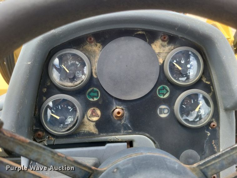 image for item DR4893 1999 Caterpillar  938G wheel loader