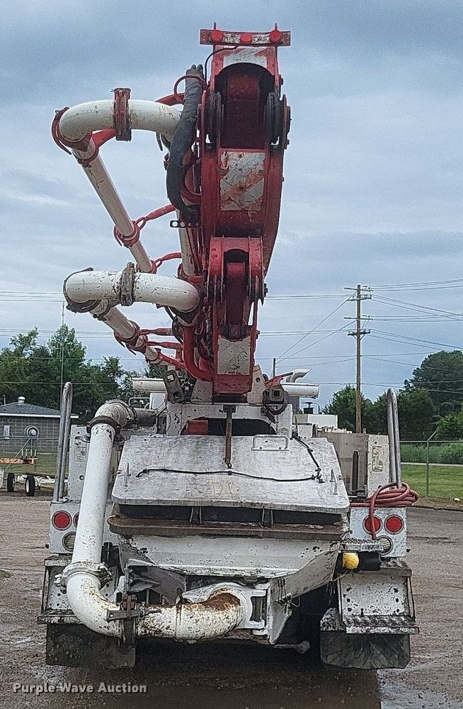 image for item DR4899 2007 Mack MR600 concrete pump truck