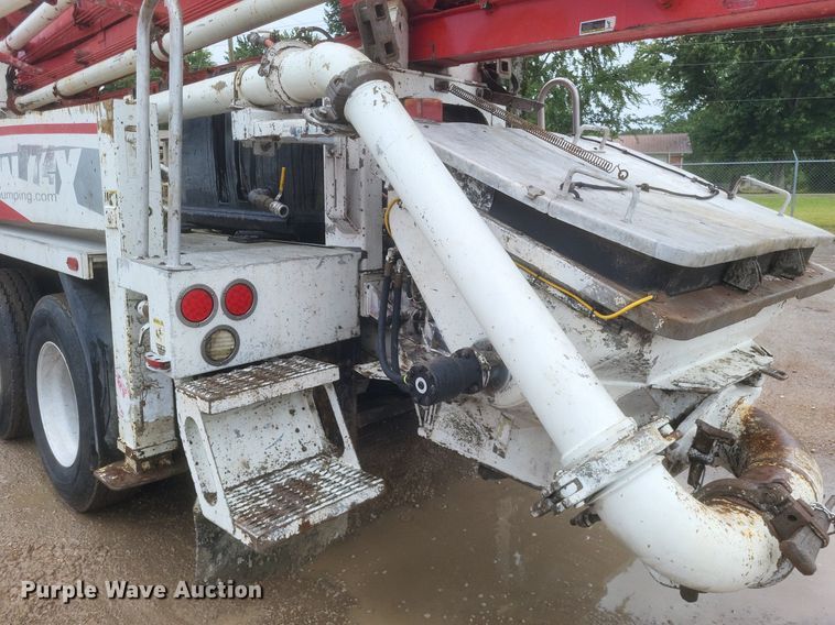 image for item DR4899 2007 Mack MR600 concrete pump truck